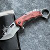 dao-karambit-can-go-luoi-vuong