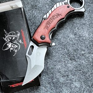 dao-karambit-can-go-luoi-vuong